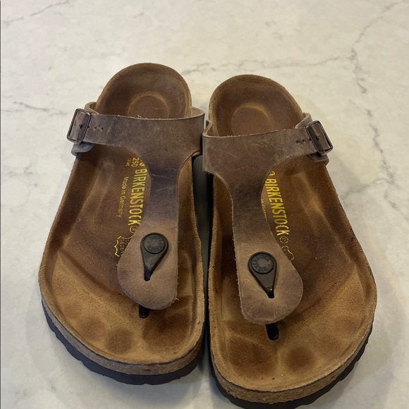 Birkenstock Gizeh Sandal Size 39 - Picture 1 of 8